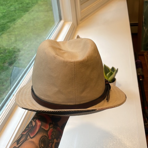 Burberry Hat - Picture 4 of 8